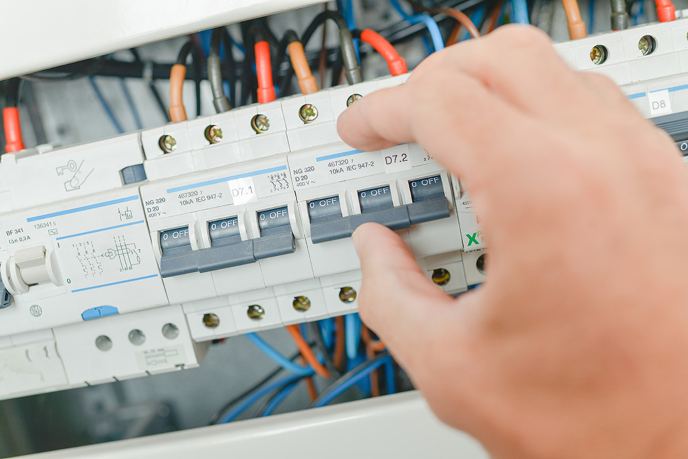 Elektro­installation bei Elektrotechnik Barth in Ebern