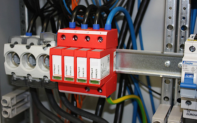 Über­spannungs­schutz bei Elektrotechnik Barth in Ebern