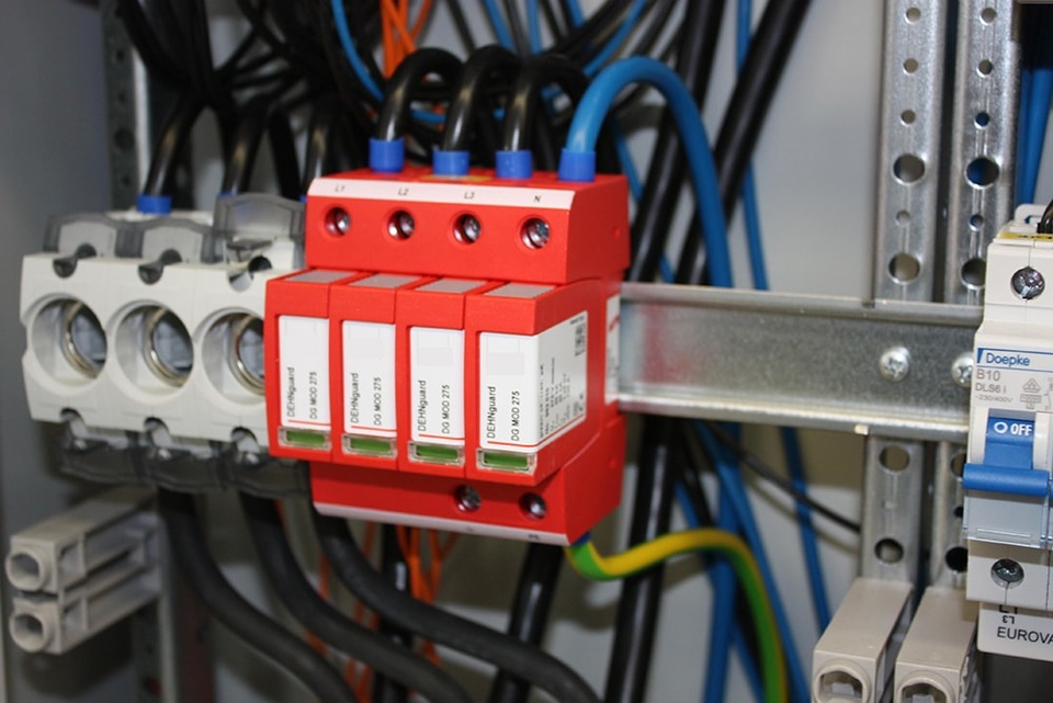 U berspannungsschutz bei Elektrotechnik Barth in Ebern
